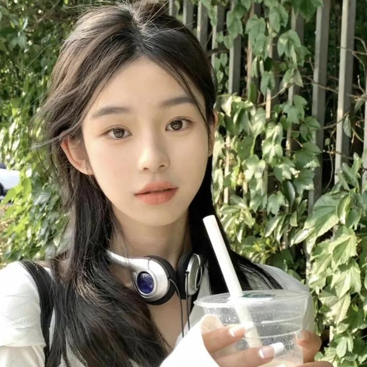 53号白公馆之双生姐魅花